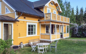 Nice home in Kristdala w/ Sauna and 4 Bedrooms